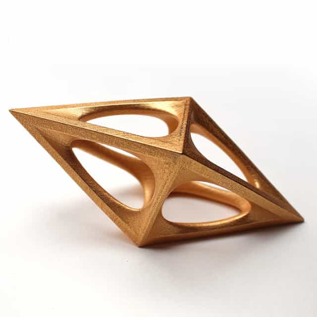 design-award-trophy-715px