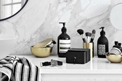 Bruzzoni: per un bagno in bianco e nero elegante e di design