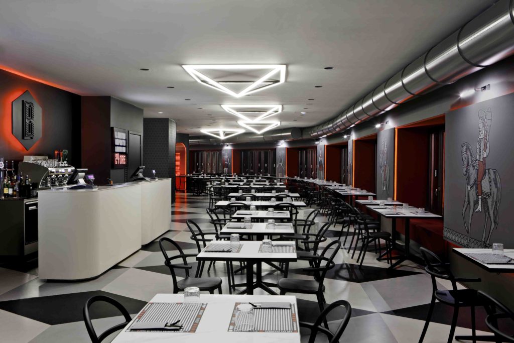 Per chi è alla ricerca di una pizzeria di design dove passare una sera, vi presento la nuova pizzeria di Milano progettata da Fabio Novembre