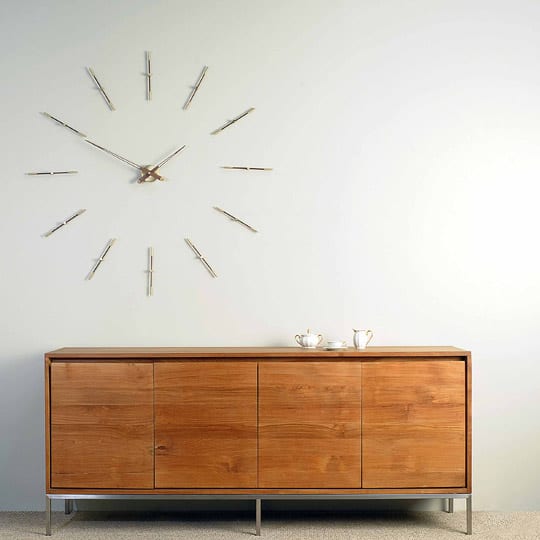 Arredare le pareti di casa o ufficio:gli orologi Nomon sono oggetti di grande eleganza che uniscono design e qualità, protagonisti delle pareti.
