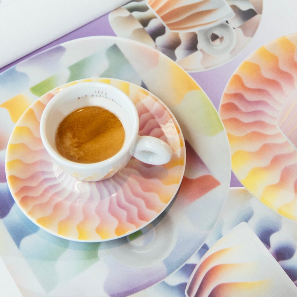 Judy Chicago tazzine per Illy Art Collection