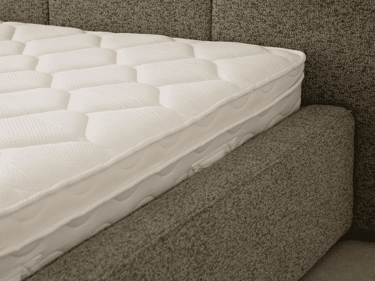 Letto matrimoniale